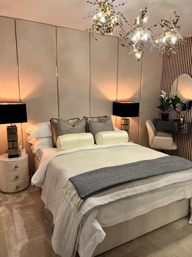 Cozen Villa Edgware Ngoại thất bức ảnh