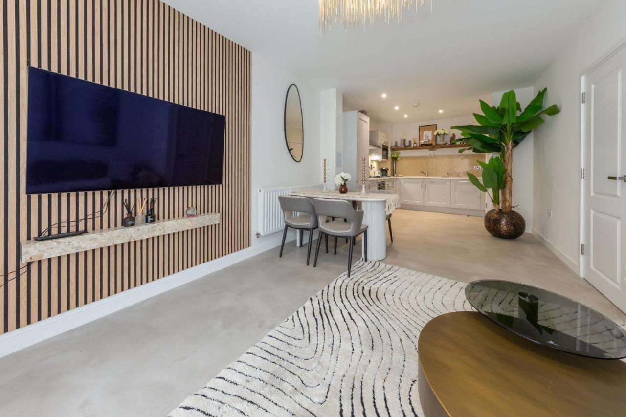 Cozen Villa Edgware Ngoại thất bức ảnh